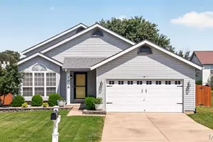 1006 Providence Pointe Dr, Wentzville, MO 63385 - Photo 1