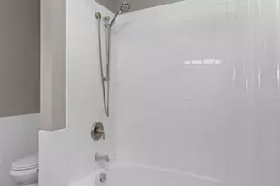 1720 Chouteau Ave, Saint Louis, MO 63103 - Photo 17