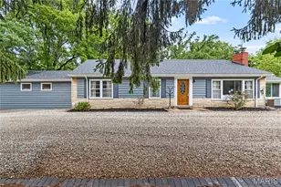 16460 Old Jamestown Rd, Florissant, MO 63034 - Photo 1
