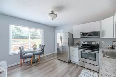 2325 Longmont Drive, O'Fallon, MO 63368 - Photo 5