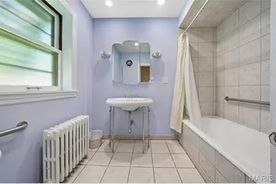 7051 Waterman Avenue, University City, MO 63130 - Photo 15