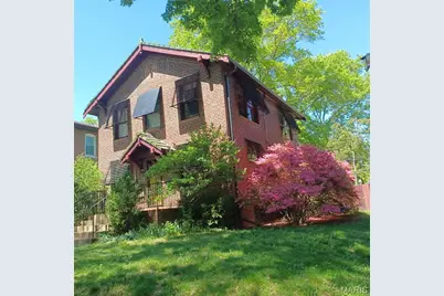 7051 Waterman Avenue, University City, MO 63130 - Photo 1