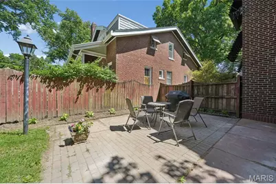 7051 Waterman Avenue, University City, MO 63130 - Photo 9