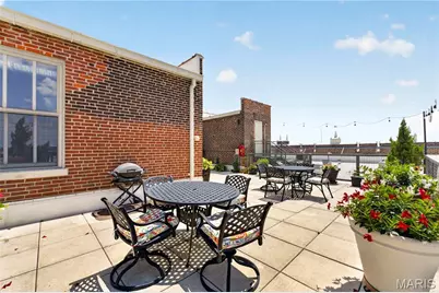 1627 Locust Street #705, Saint Louis, MO 63103 - Photo 21