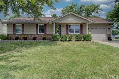 4 Vanguard Drive, Saint Peters, MO 63376 - Photo 1