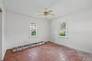 10068 Stimson Dr, Saint Louis, MO 63137 - Photo 11