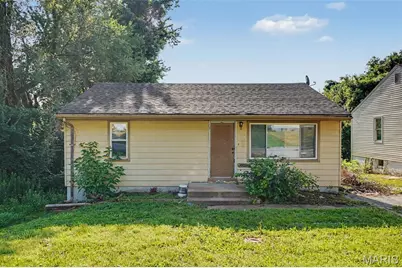 10068 Stimson Drive, Saint Louis, MO 63137 - Photo 1