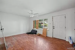10068 Stimson Dr, Saint Louis, MO 63137 - Photo 5