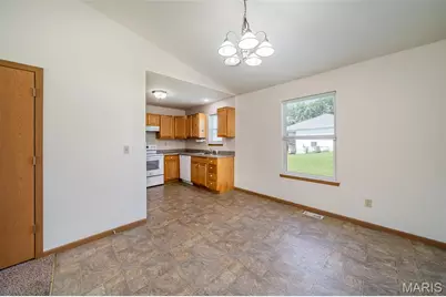 2 Iron Hill Court, Saint Clair, MO 63077 - Photo 7