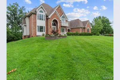 360 Laduemont Drive, Saint Louis, MO 63141 - Photo 3