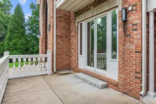 360 Laduemont Dr, Saint Louis, MO 63141 - Photo 21