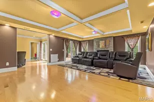 360 Laduemont Dr, Saint Louis, MO 63141 - Photo 57