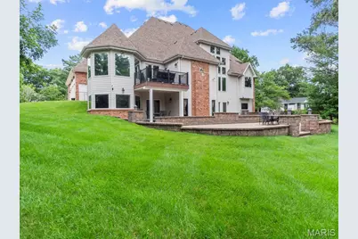 360 Laduemont Drive, Saint Louis, MO 63141 - Photo 15