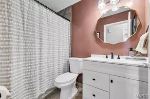 12034 Debonnaire Dr, Saint Louis, MO 63146 - Photo 27
