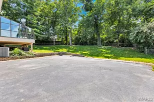 12034 Debonnaire Dr, Saint Louis, MO 63146 - Photo 39