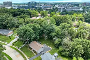 12034 Debonnaire Dr, Saint Louis, MO 63146 - Photo 45