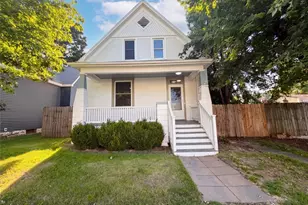 415 N 4th St, Saint Charles, MO 63301 - Photo 1
