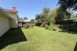 1515 Shadow Ln, Saint Charles, MO 63303 - Photo 3