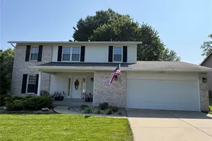 23 Raintree Ct, Saint Peters, MO 63376 - Photo 1