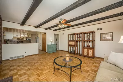 12050 Charwick Drive, Saint Louis, MO 63128 - Photo 11