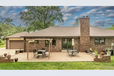 12050 Charwick Drive, Saint Louis, MO 63128 - Photo 31