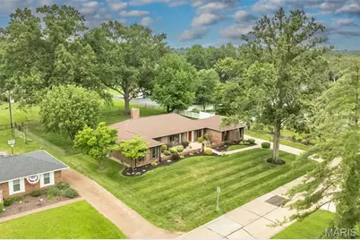 12050 Charwick Drive, Saint Louis, MO 63128 - Photo 27