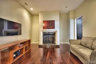 6451 Clayton Rd, Saint Louis, MO 63117 - Photo 9