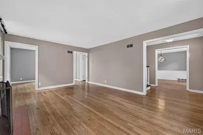 7324 Northmoor Drive, Saint Louis, MO 63105 - Photo 7