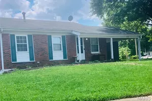 7416 Foxmont Dr, Hazelwood, MO 63042 - Photo 1