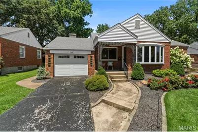 219 Sunningwell Drive, Webster Groves, MO 63119 - Photo 35