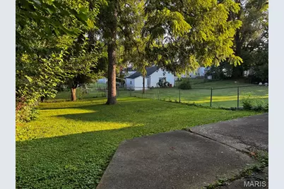 1211 N Carolina Street, Louisiana, MO 63353 - Photo 29