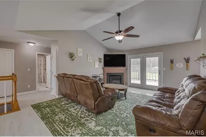 1036 Ridgewood Farms Road, Farmington, MO 63640 - Photo 5