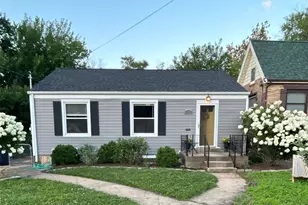 818 Sanders Pl, Crestwood, MO 63126 - Photo 1