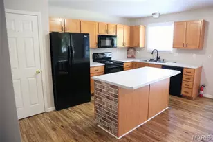 171 Homefield Gardens Dr, O'Fallon, MO 63366 - Photo 5