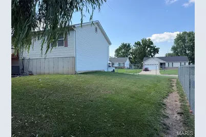 250 Derek Drive, Hawk Point, MO 63349 - Photo 19