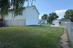 250 Derek Dr, Hawk Point, MO 63349 - Photo 19
