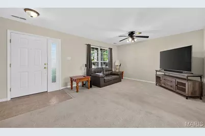 916 Carpathian Drive, Lake Saint Louis, MO 63367 - Photo 11