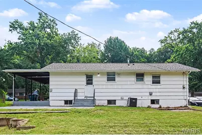 137 Forestwood Drive, Ferguson, MO 63135 - Photo 15