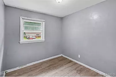 137 Forestwood Drive, Ferguson, MO 63135 - Photo 7