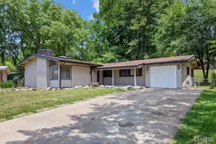 12 Country Ln, Florissant, MO 63033 - Photo 1