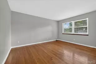 1800 Bobbinray Ave, Florissant, MO 63031 - Photo 5