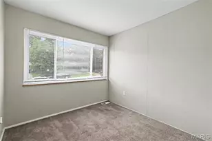 2640 Suffolk Pl, Florissant, MO 63033 - Photo 9