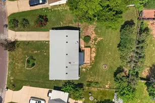 7017 Deerpath Dr, Unincorporated, MO 63123 - Photo 37
