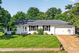 2815 Birch Tree Dr, Saint Charles, MO 63301 - Photo 1