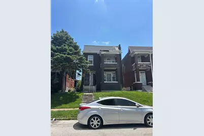 3632 N Taylor Avenue, Saint Louis, MO 63115 - Photo 1