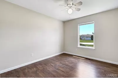 907 Sherwood Drive, Warrenton, MO 63383 - Photo 19