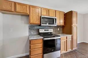 907 Sherwood Dr, Warrenton, MO 63383 - Photo 13