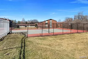 6803 Cottage Grove Ln, Oakville, MO 63129 - Photo 5