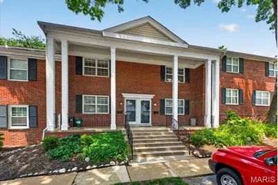 1663 E Swan Circle, Saint Louis, MO 63144 - Photo 1