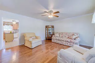 3017 Valley Vista Dr, Saint Peters, MO 63376 - Photo 5